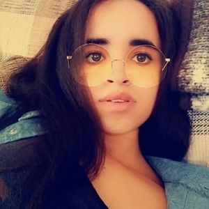 Meet your Posher, Monique